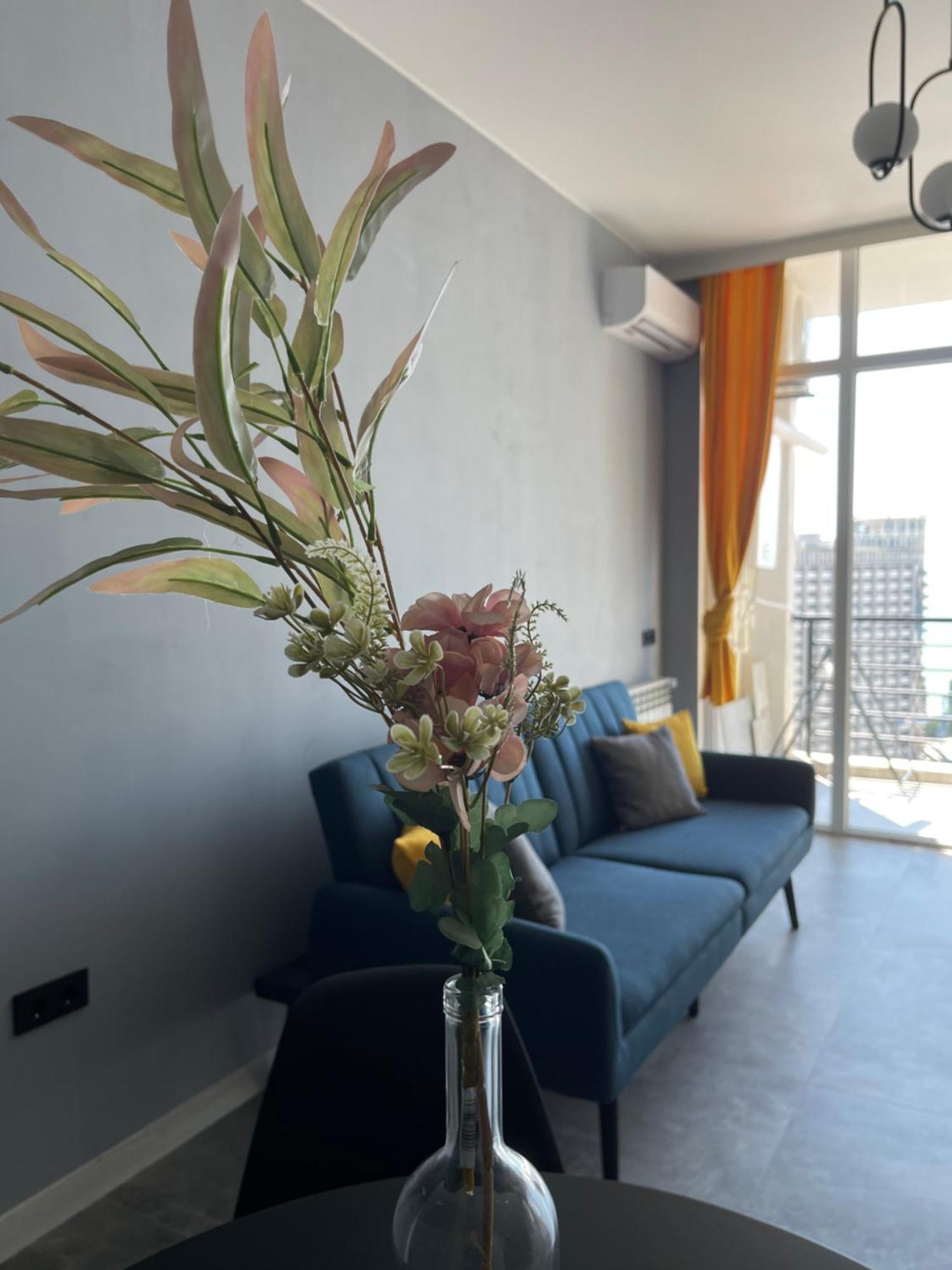 Green House Batumi Apartment Екстериор снимка